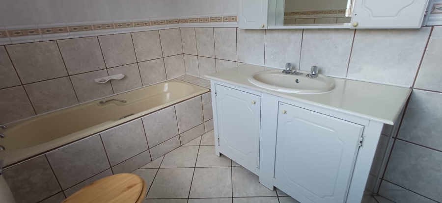 To Let  Bedroom Property for Rent in Bethlehem Free State